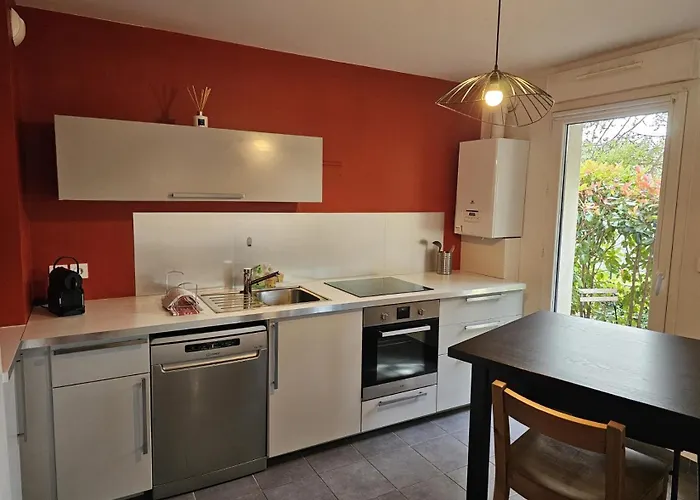 Le Loft De - La Apartamento Genas